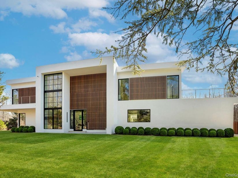 43 Old Orchard Lane, East Hampton NY 11937