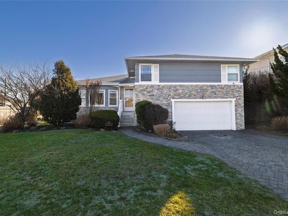 136 Greenway Road, Lido Beach NY 11561