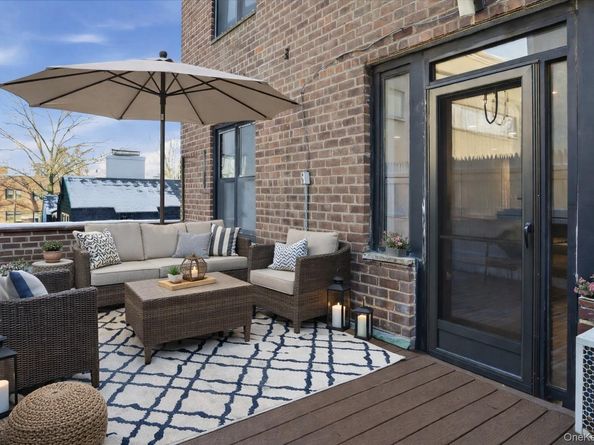 46 Grace Avenue 1L, Great Neck NY 11021