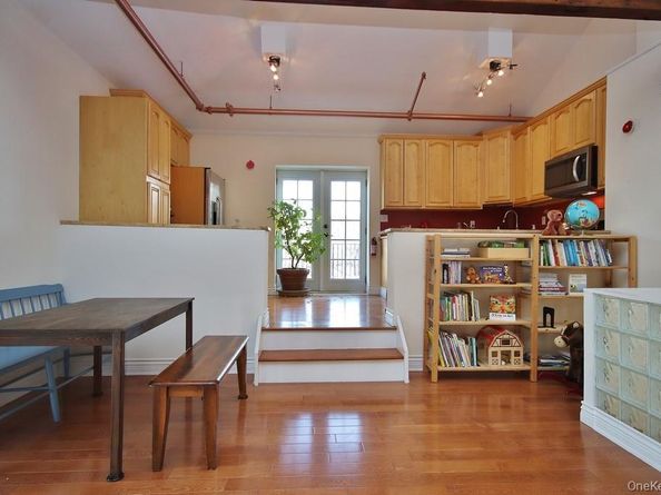 88 Broadway PH1, Ossining NY 10562