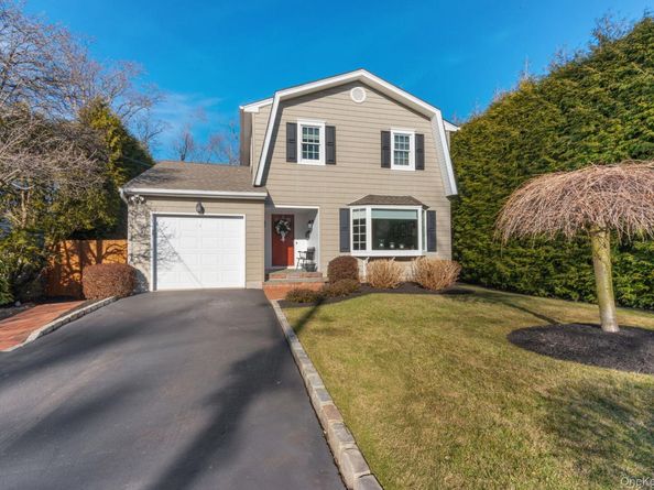 11 Oxford Street, Northport NY 11768