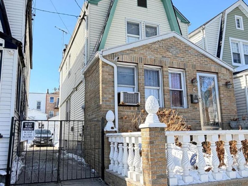 9726 133rd Street, Richmond Hill S. NY 11419