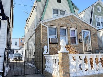 9726 133rd Street