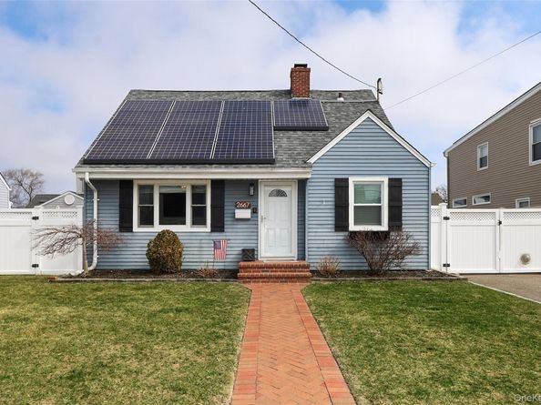 75 Riverside Avenue, Merrick NY 11566