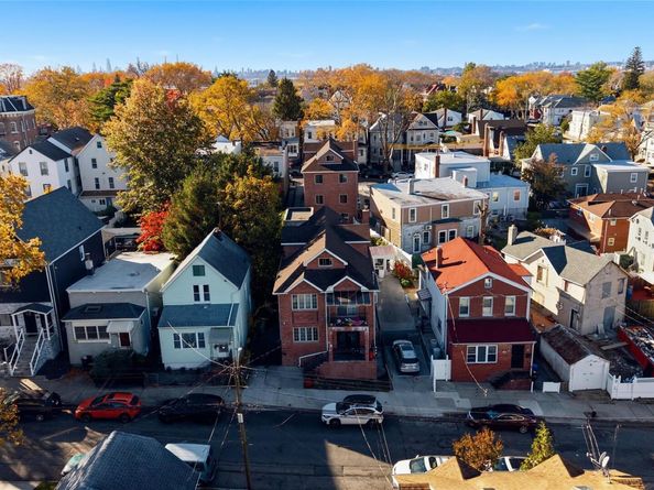 1118 124th Street, College Point NY 11356