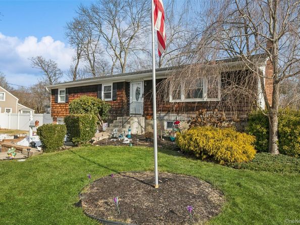 49 Admiral Street, Port Jefferson Station NY 11776