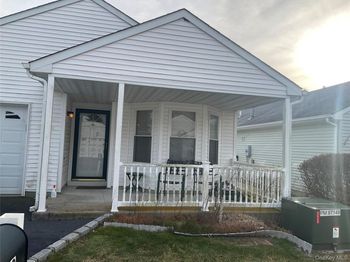 409 Village Circle N