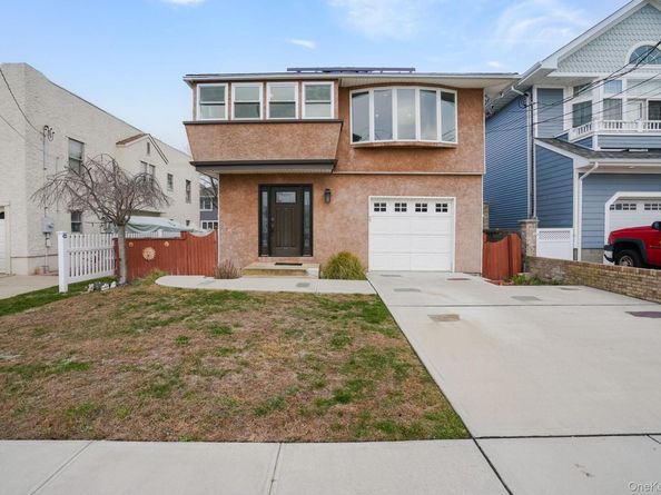 179 California Place N, Island Park NY 11558