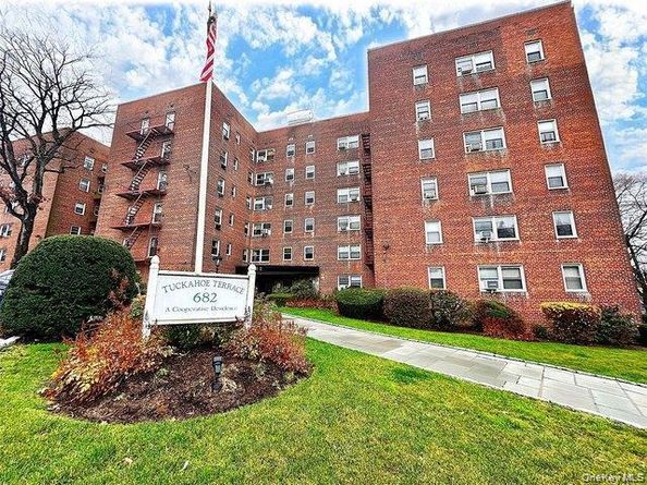 682 TUCKAHOE Road 3D, Yonkers NY 10710