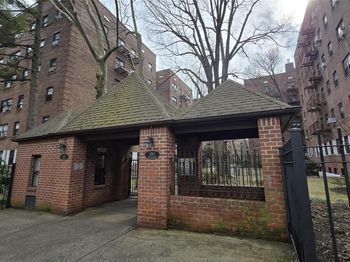 118-60 Metropolitan Avenue