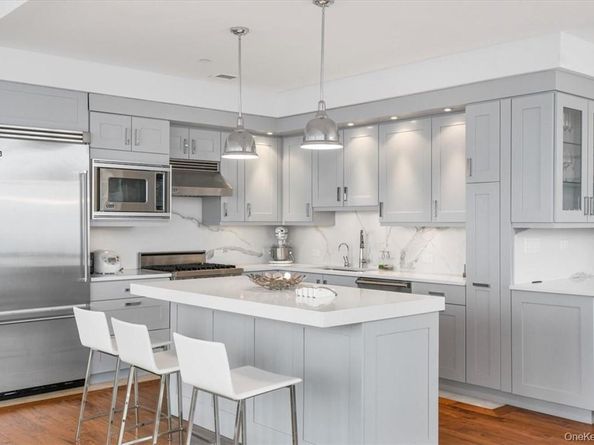 5 Renaissance Square PH5E (36fl), White Plains NY 10601