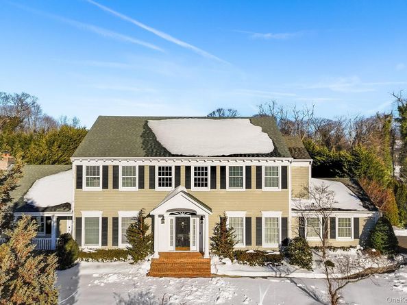 3 Ada Lane, Setauket NY 11733