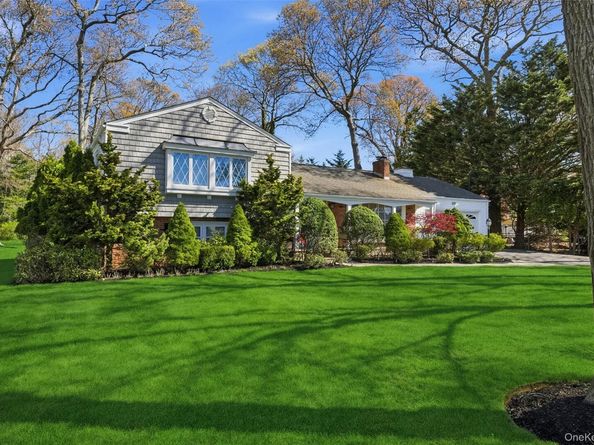 83 Woodlawn Avenue, East Moriches NY 11940