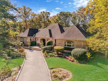 26 Sleepy Hollow Lane