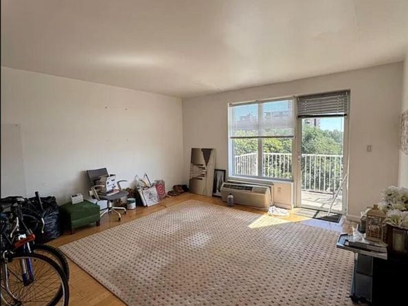 11202 Northern Boulevard 6C, Corona NY 11368