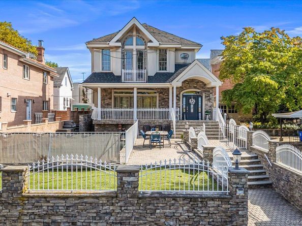 8230 58th Avenue, Middle Village NY 11379