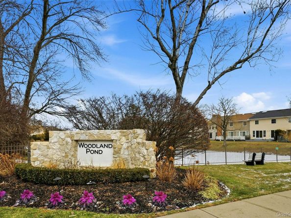 85 Woodlake Drive W, Woodbury NY 11797