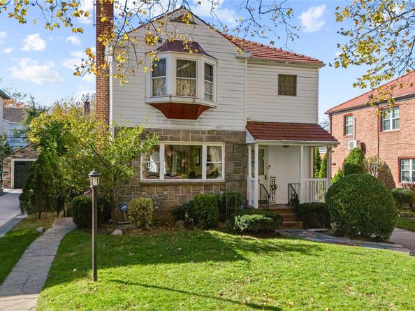 8210 215th Street, Hollis Hills NY 11427