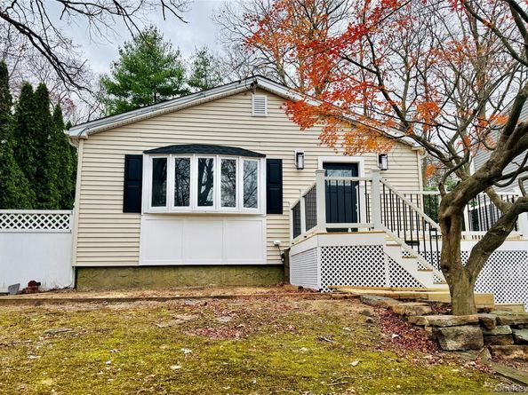 12 Hampton Road, Sound Beach NY 11789