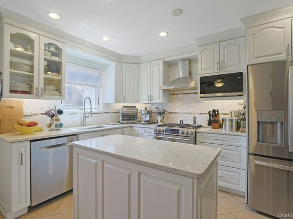 1988 B Powell Avenue, Bronx NY 10472