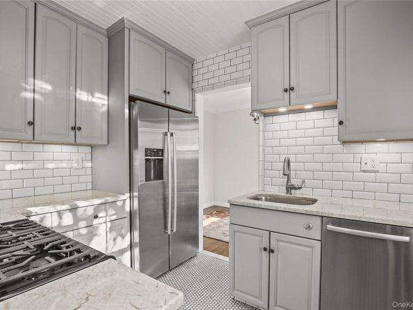 6 Brooklands GC, Bronxville NY 10708