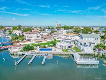 210 Saratoga Boulevard