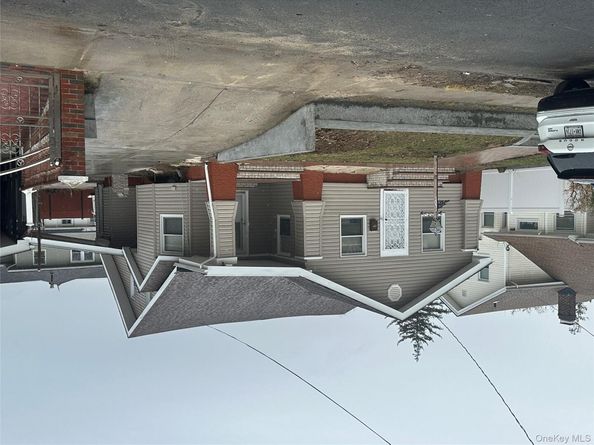 18740 Hilburn Avenue, Saint Albans NY 11412