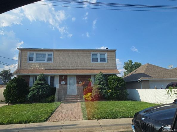 1314 Globe Avenue, Elmont NY 11003