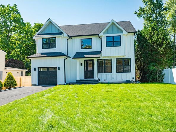 120 Fifth Street, Saint James NY 11780