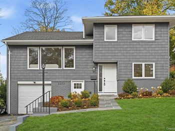 2222 Boston Post Road