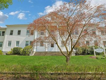 310 Manville RD