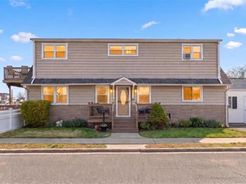 228 W Riviera Drive