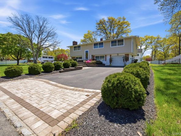 22 Fairway Drive, Port Jefferson Station NY 11776