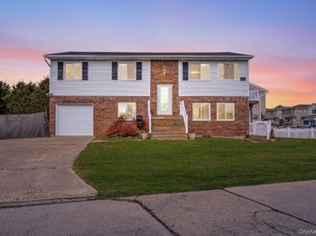 4 Bay Place