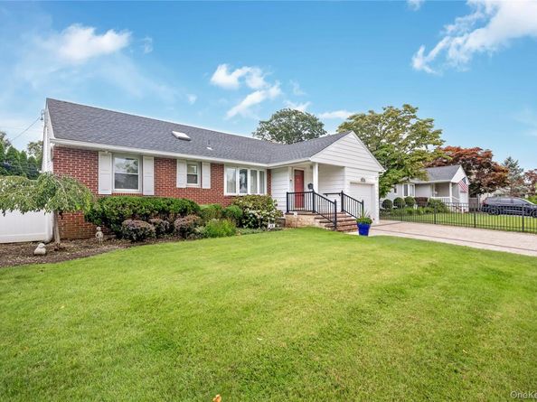 65 Colonial Drive, Farmingdale NY 11735