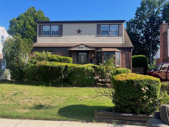7 Edward Avenue, Hicksville NY 11801