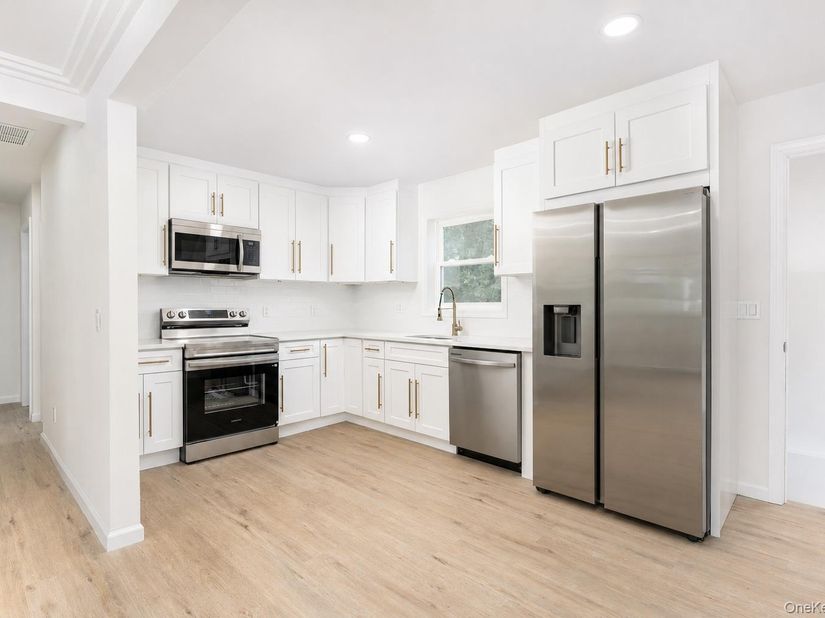 743 Hoffman Avenue, Bellport NY 11713