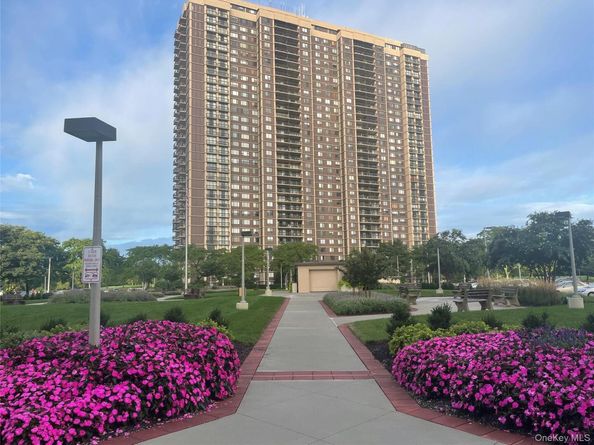 26910 Grand Central Parkway 8F, Floral Park NY 11005
