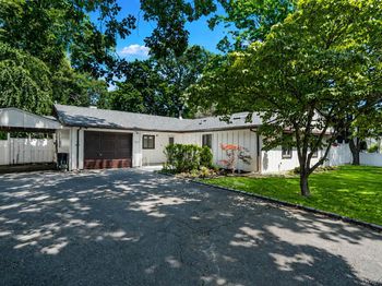 1011 Old Town Road