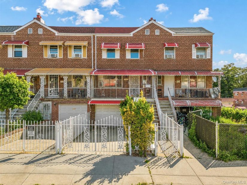 3302 Tiemann Avenue, Bronx NY 10469