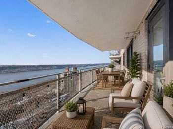 3671 Hudson Manor Terrace