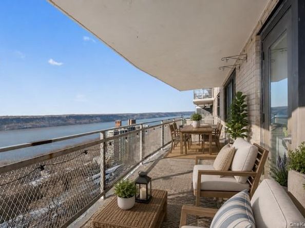 3671 Hudson Manor Terrace 14L, Bronx NY 10463
