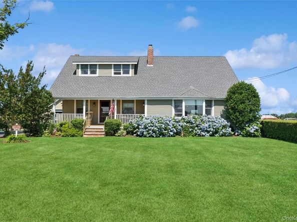 10415 Oregon Road, Cutchogue NY 11935