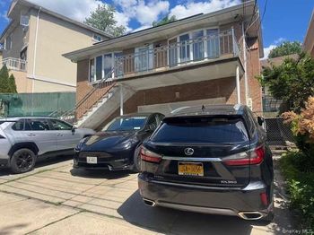 250-56 39th Road