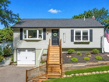 19 Hawthorne Road