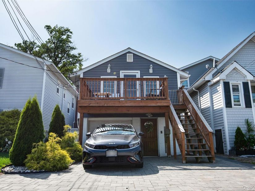 3281 Tierney Place, Bronx NY 10465