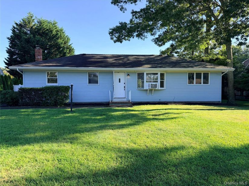 22 Maryland Boulevard, Hampton Bays NY 11946