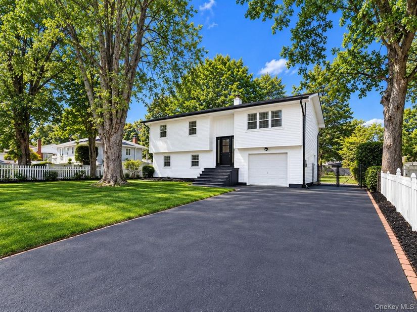 21 Lama Drive, Shirley NY 11967