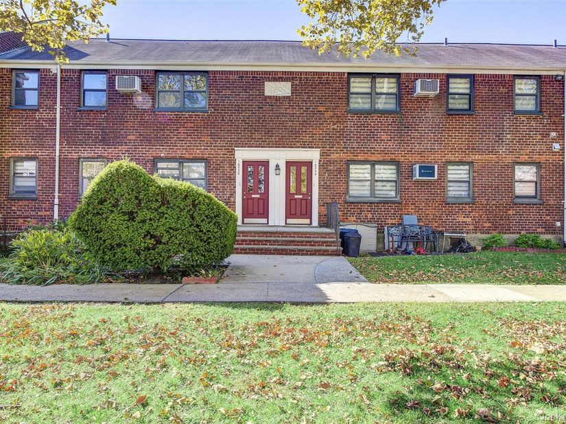163-56 17th Avenue 4323, Whitestone NY 11357