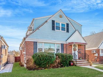 34 Meyer Avenue